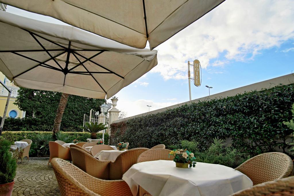 Hotel Gennarino Livorno Exterior foto