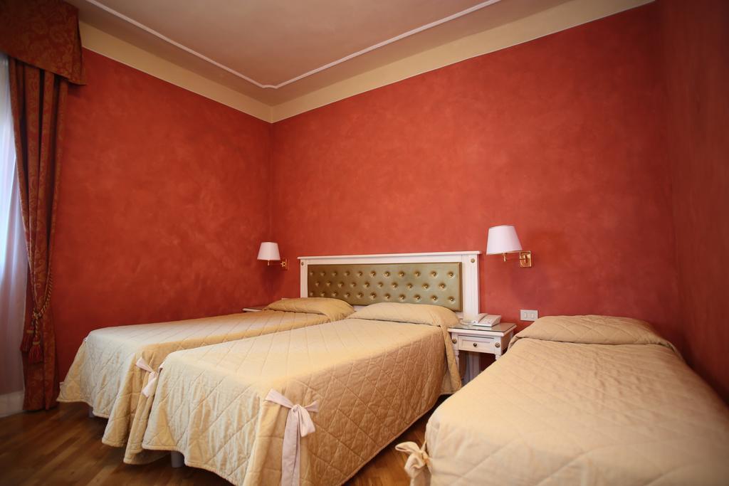 Hotel Gennarino Livorno Quarto foto